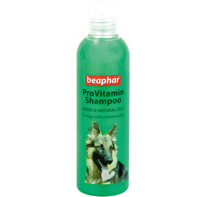 Beaphar PRO Vitamin Шампунь провитаминный для собак с чувствительной кожей (250 мл)